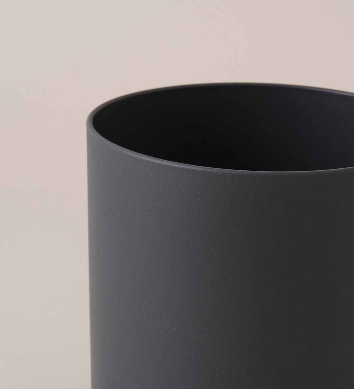 Dark Grey Elho Matt Pot (16cm)