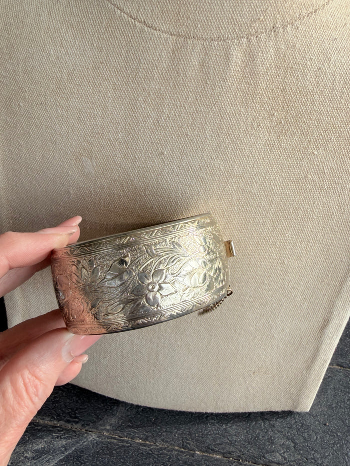 1950s Hinged Bracelet