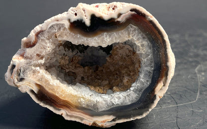 Agate Geode Half 054