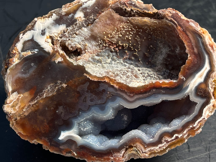 Agate Geode Half 068