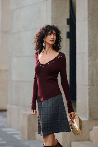 Buttoned V neck top