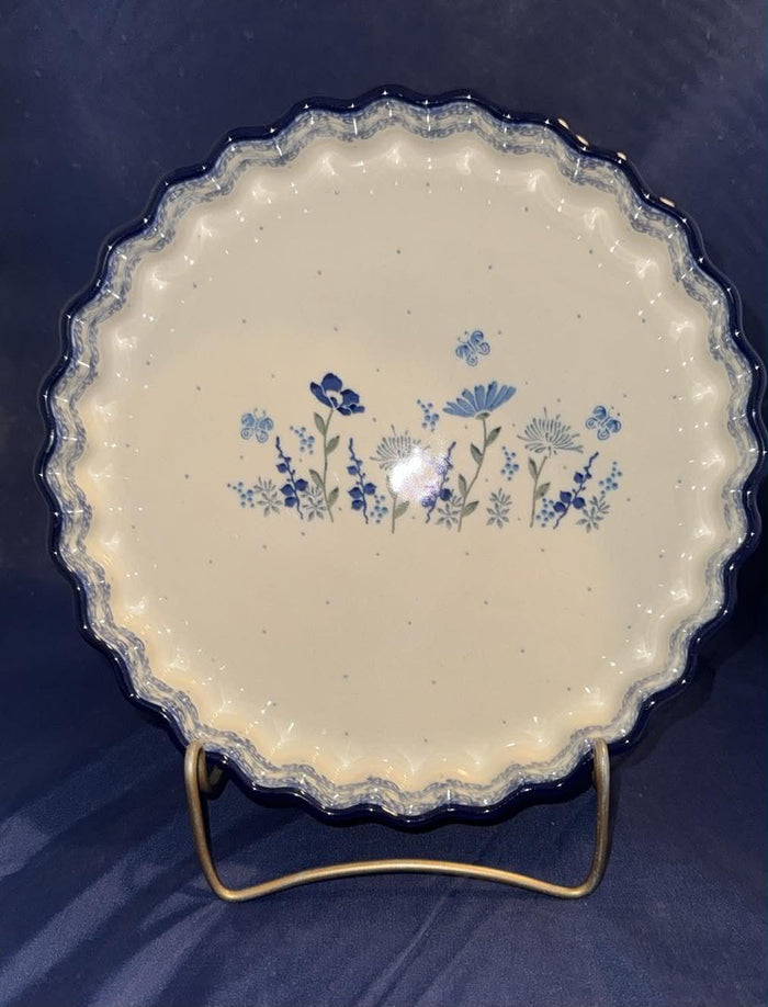 Ceramika Artystyczna Blue Garden 9" Fluted Pie Plate - Shape: 637 - Pattern: Blue Garden