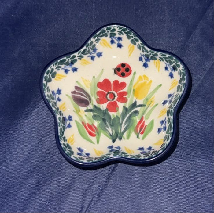Ceramika Artystyczna U3787 Small Petal Bowl - Shape: G80 - Pattern: U3787