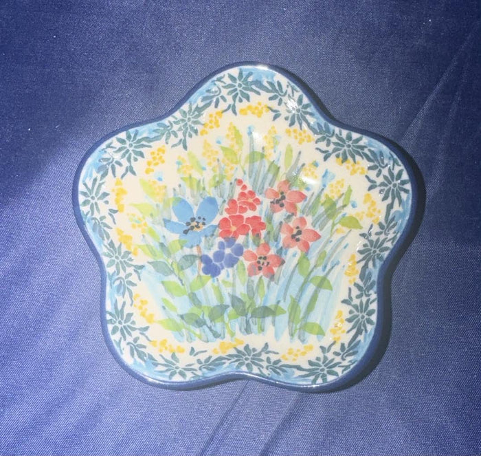 Ceramika Artystyczna U5187 Small Petal Bowl - Shape: G80 - Pattern: U5187