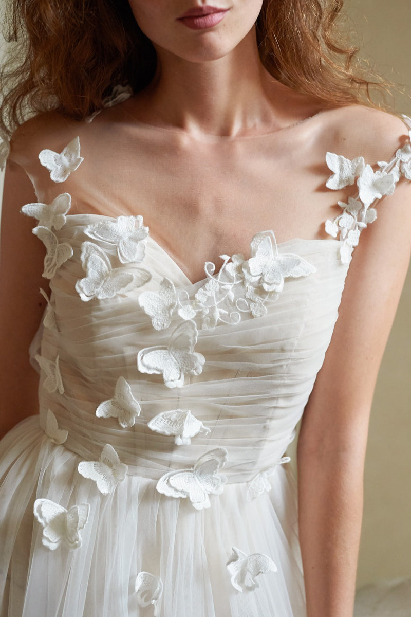 Dreamy Petal V Neck Backless Reception Dress