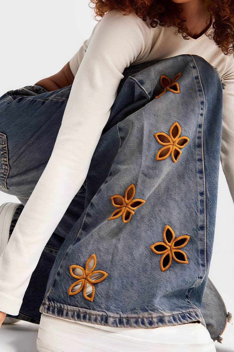 Floral Embroidered High Waist Jeans