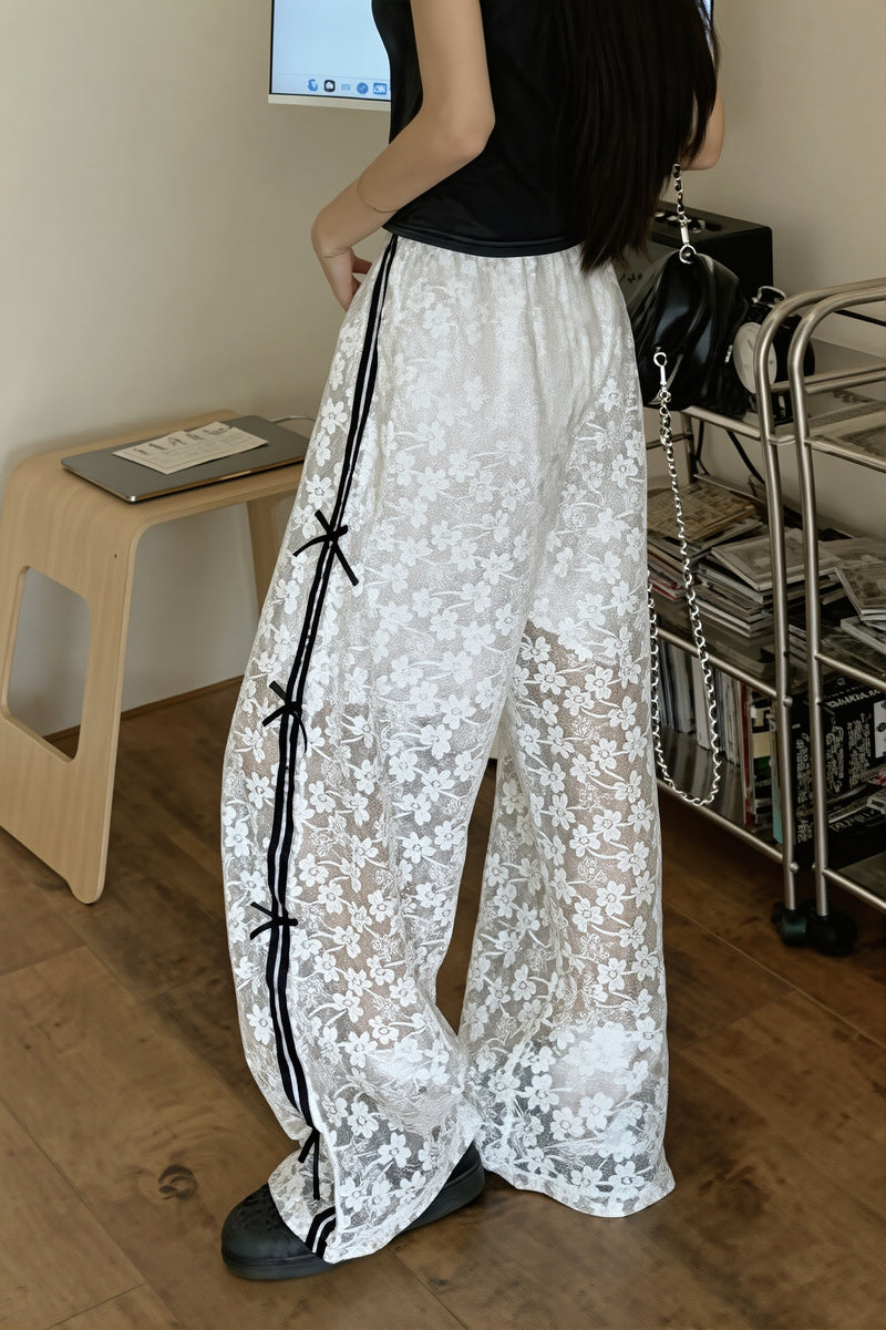 Hollow Out Bowknot Lace Splice Pants