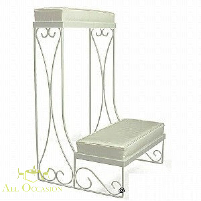 Kneeling bench in white, ideal for weddings and events from Corona party rentals, perfect for elegant ceremonies.