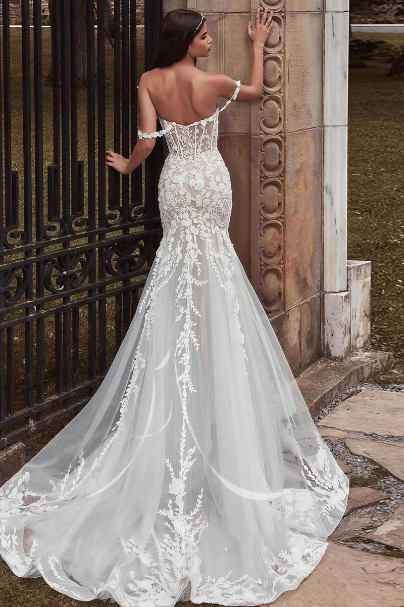 Mermaid Off Shoulder Lace Forest Train Wedding Dress