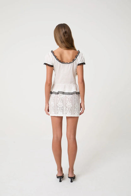 MILA TOP - Love McNicoll
