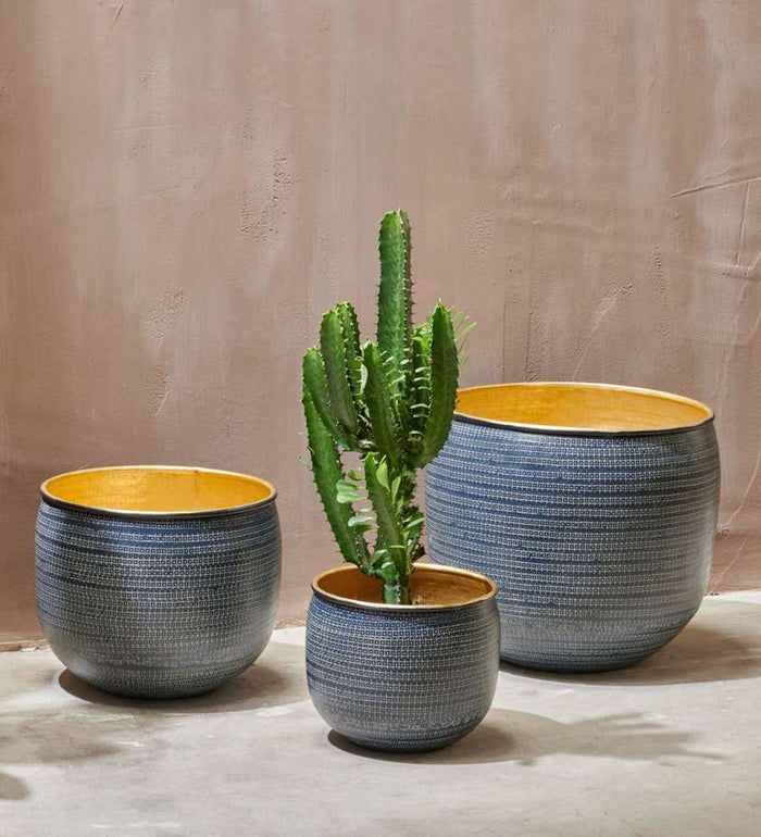 Nkuku Tembesi Etched Planter (31cm)