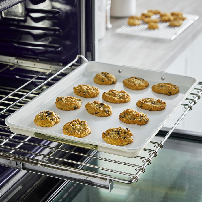 Baking cookies on Reserve sheet pan