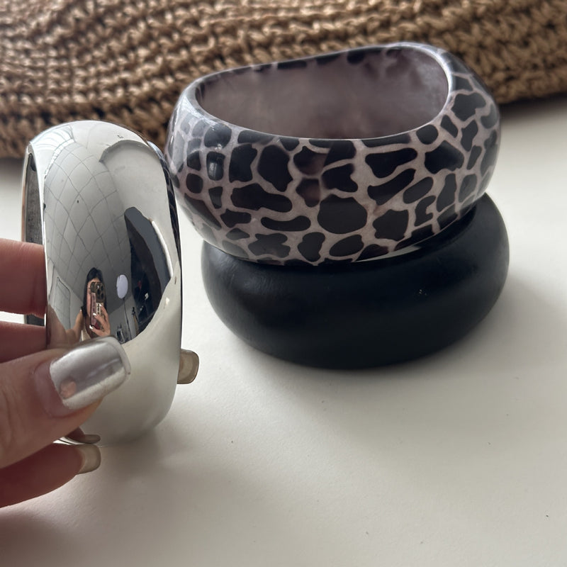 Resin Oval Wide Geometric Leopard Bracelet