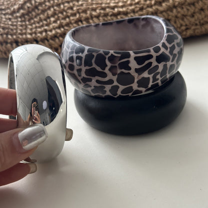 Resin Oval Wide Geometric Leopard Bracelet