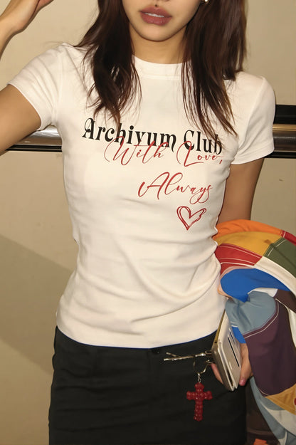Shoulder Fit Cropped Heart Print T‑shirt