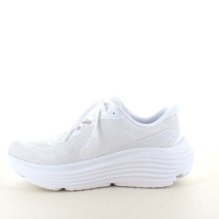 Skechers Max Cushioning Vit slip-on sneaker med stötdämpning
