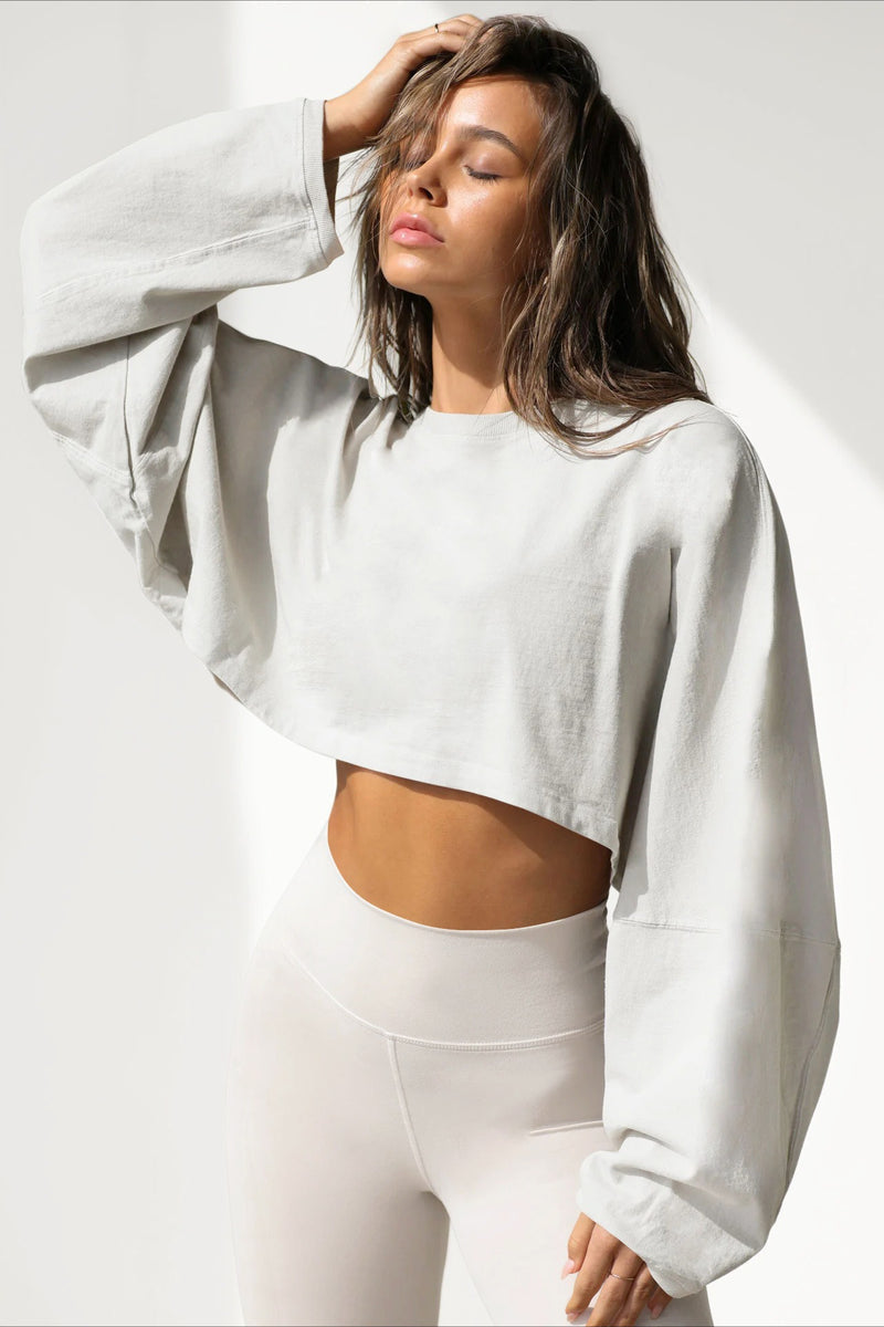 Solid Cropped Crew Neck Sweatshirt