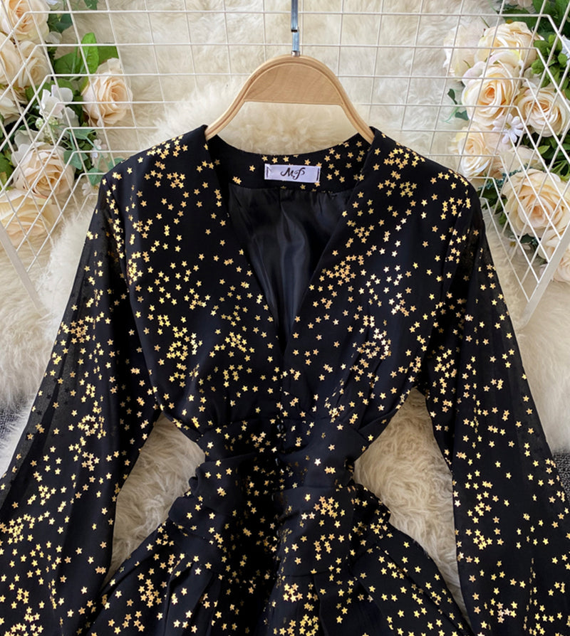 Stylish v neck short dress with stars S26