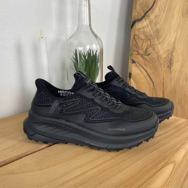 Svart Skechers Slip-ins Switch Back – vattentät sko med Memory Foam och enkel påtagning