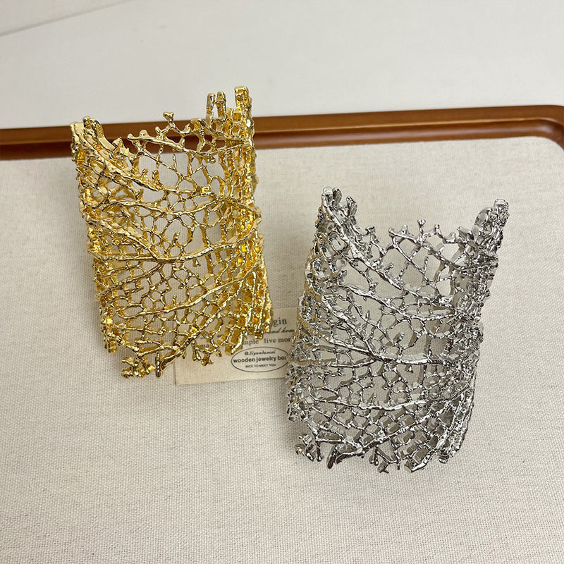 Textured Coral Hollow Open Bracelet