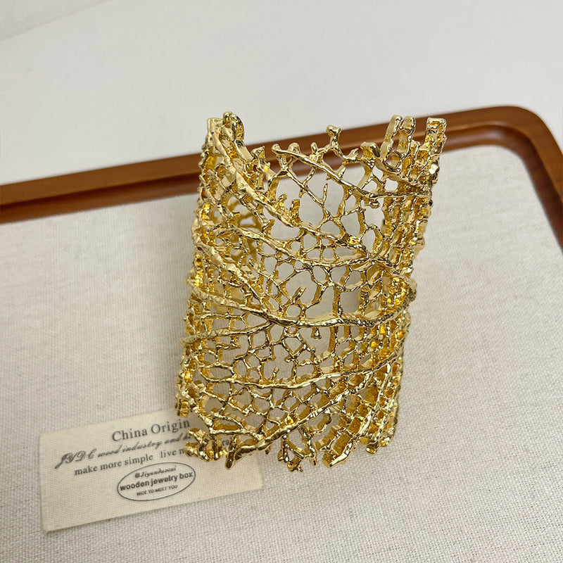 Textured Coral Hollow Open Bracelet