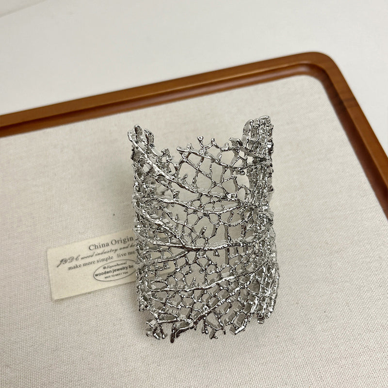 Textured Coral Hollow Open Bracelet