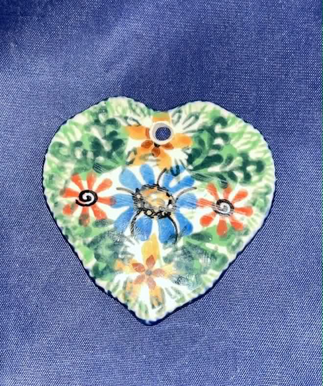 U2054 Heart Pendant/Ornament - Shape: A86 - Pattern: U2054