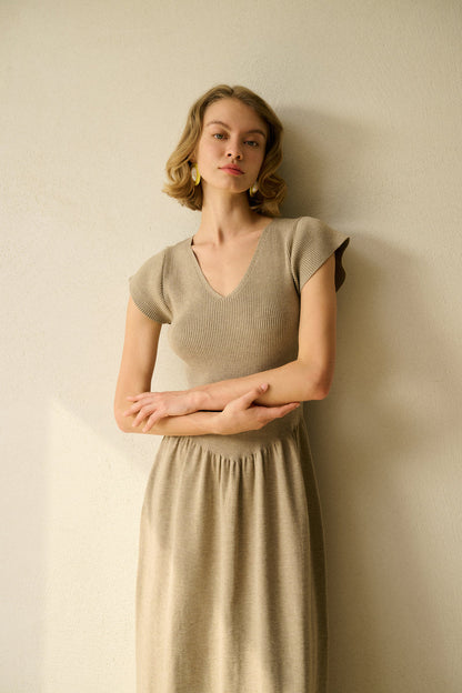 V neck fit-and-flare dress