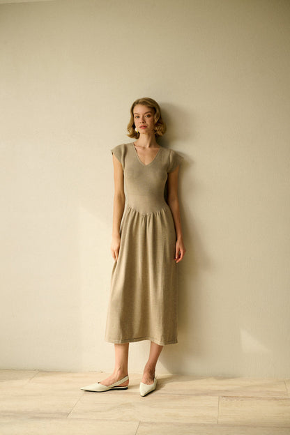 V neck fit-and-flare dress