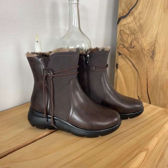 Vinterstövel med svangstöd och varmt foder, mörkbrun